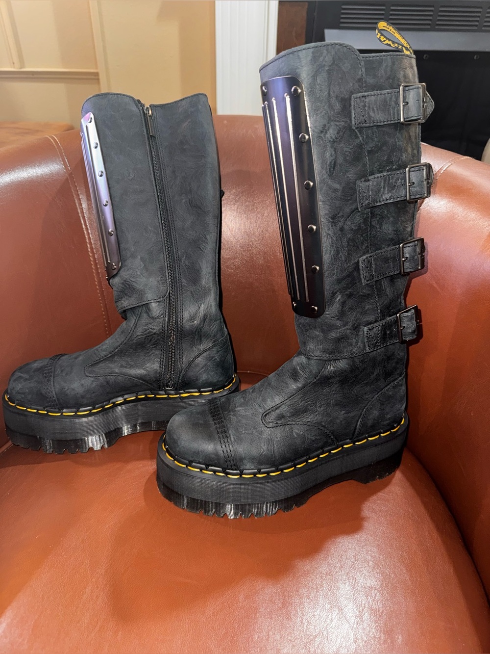 Dr. Martens Jadon Max GRD Hi Buckle Platform Boots Size 7 New Without Box - Picture 4 of 7